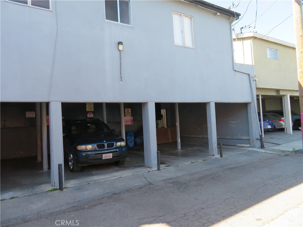 1547 Euclid Street Property Photo 5