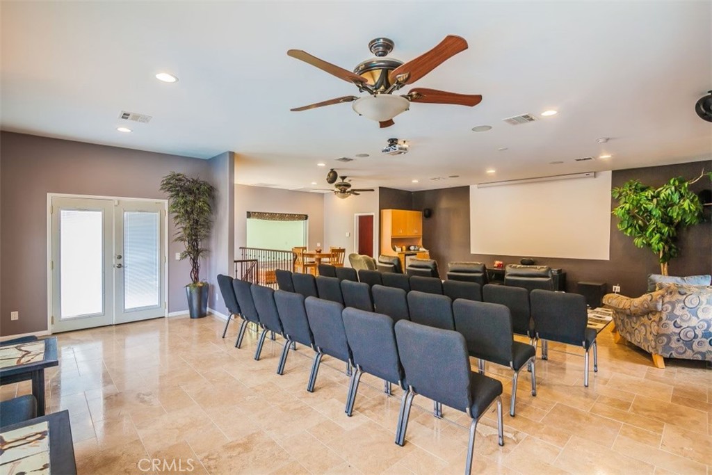 4305 N Sunflower Avenue Property Photo 12