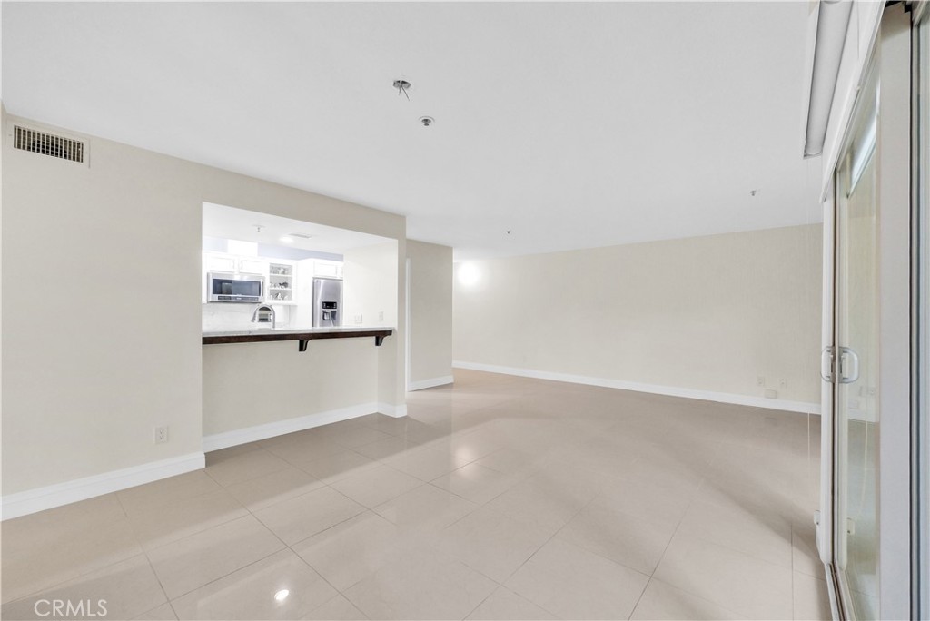 260 Cagney Lane 105 Property Photo 15