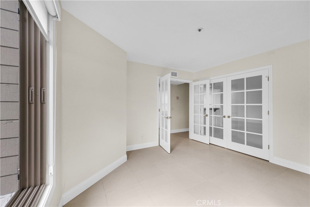 260 Cagney Lane 105 Property Photo 23