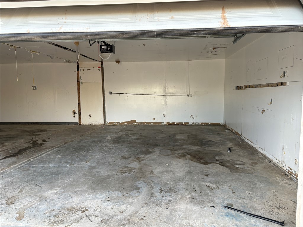 42713 2nd E Street E Property Photo 12