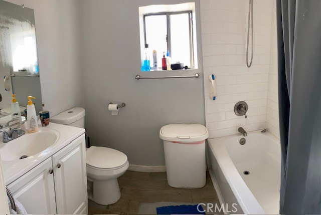 20715 Stoddard Wells Road Property Photo 9