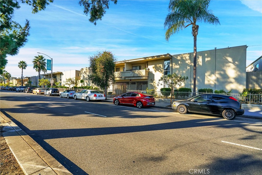 3365 Santa Fe Avenue 88 Property Photo 2