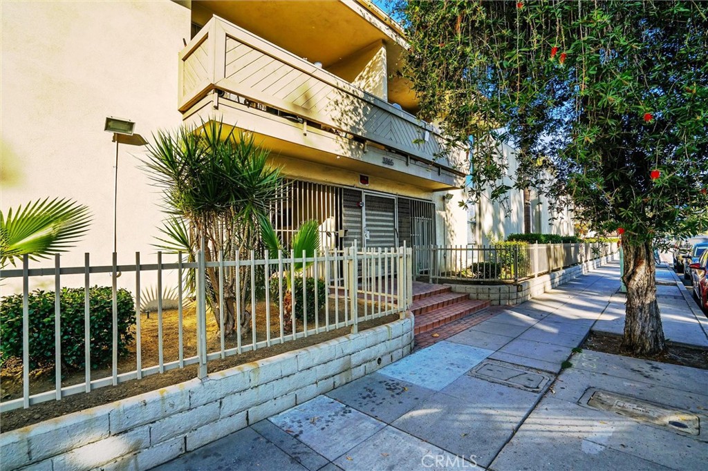 3365 Santa Fe Avenue 88 Property Photo 4