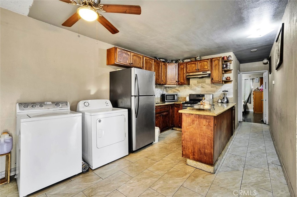 3365 Santa Fe Avenue 88 Property Photo 19
