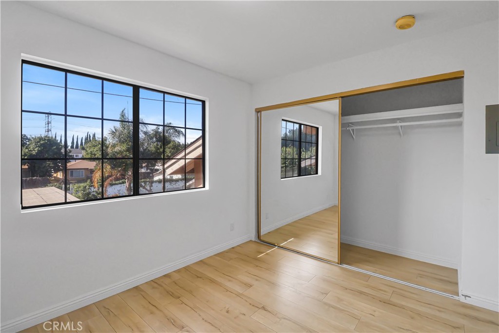 8810 Cedar Street Property Photo 4