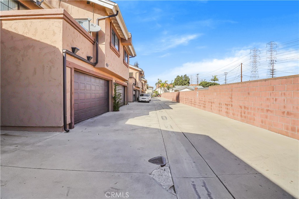 8810 Cedar Street Property Photo 5