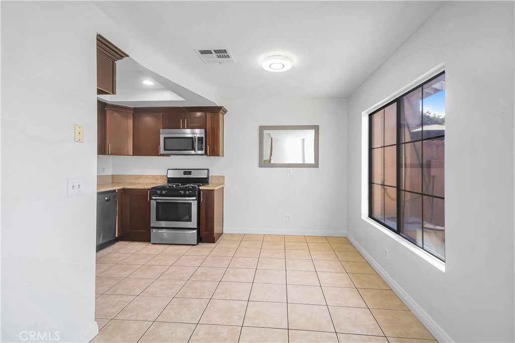 8810 Cedar Street Property Photo 8