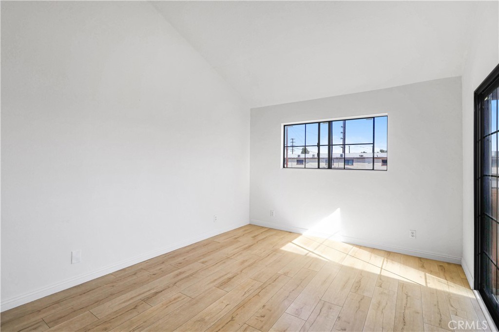 8810 Cedar Street Property Photo 23