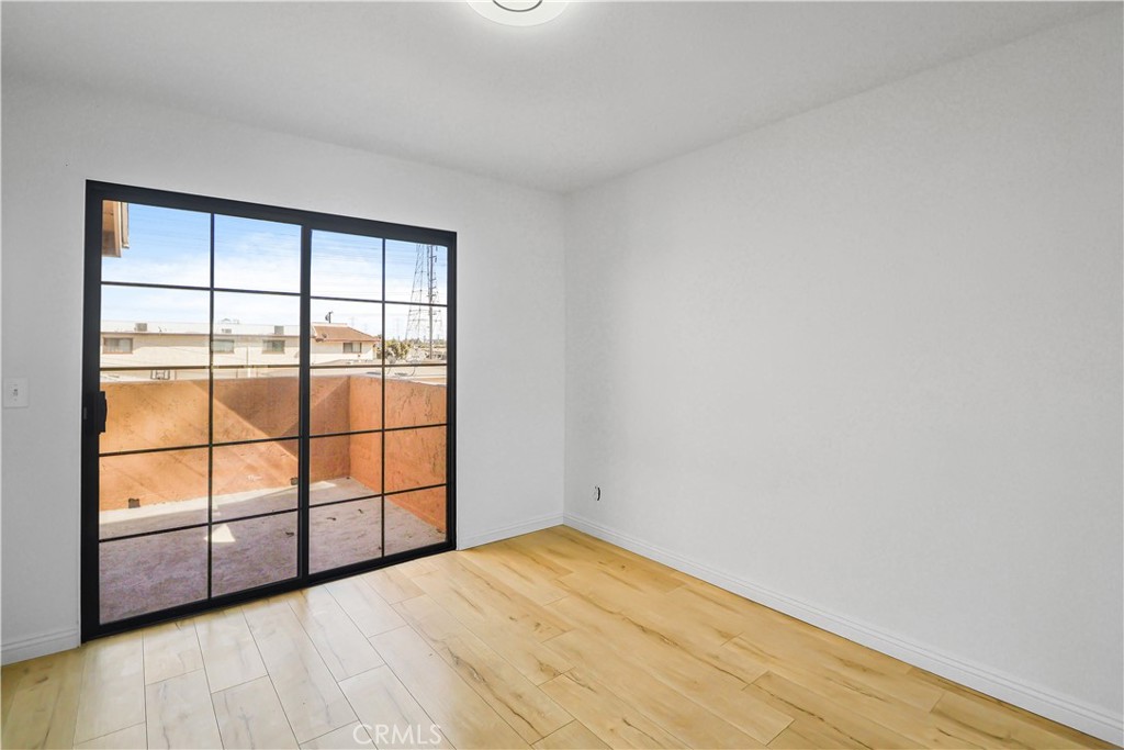 8810 Cedar Street Property Photo 25