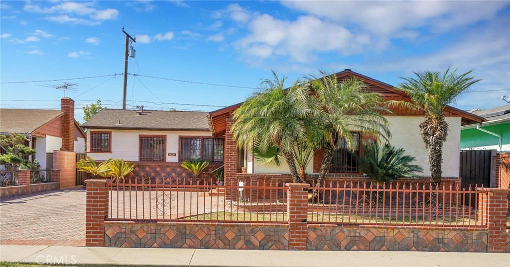 13231 Gramercy Place Property Photo