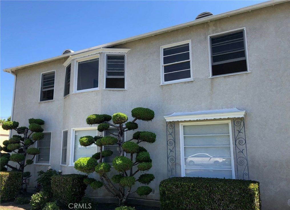1210 S Leland Street Property Photo 3