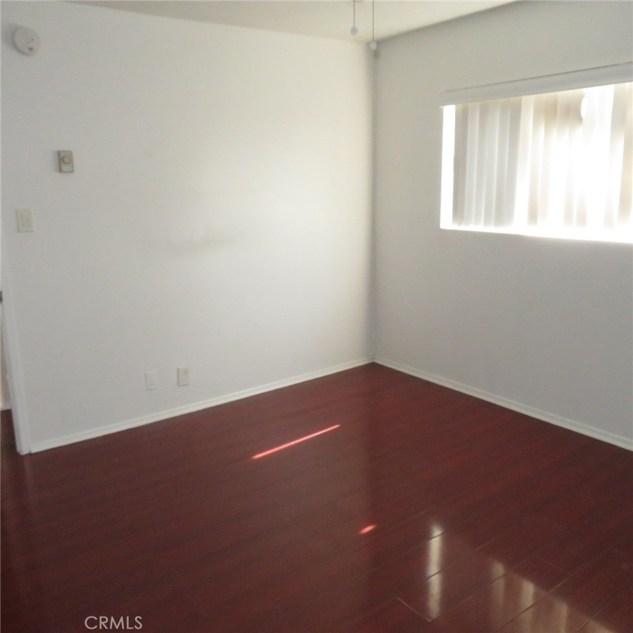 545 Chestnut Avenue 304 Property Photo 21