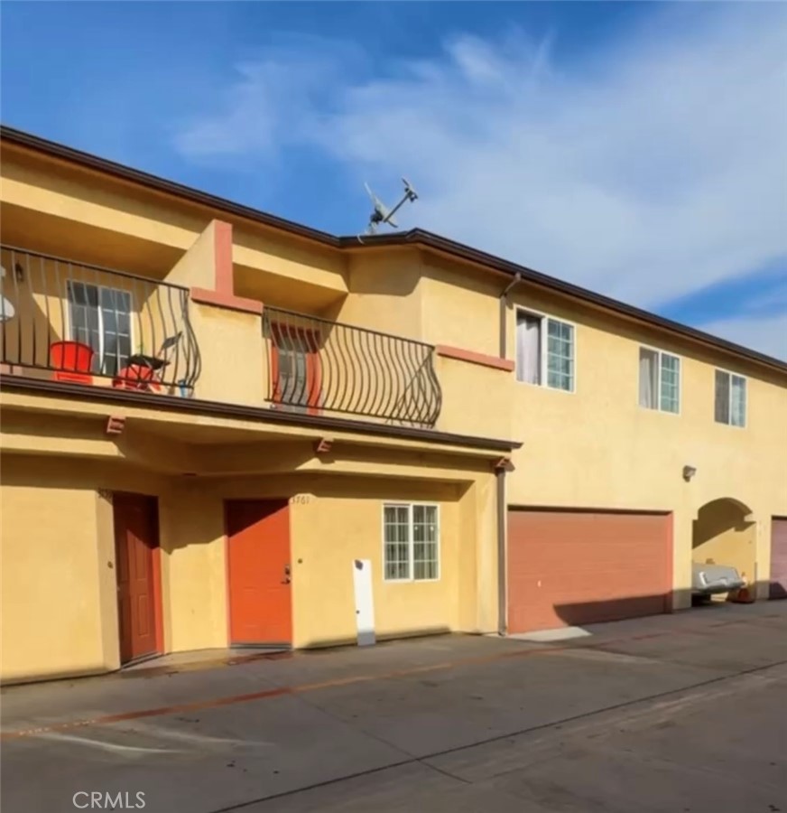 3761 E 52nd Street Property Photo