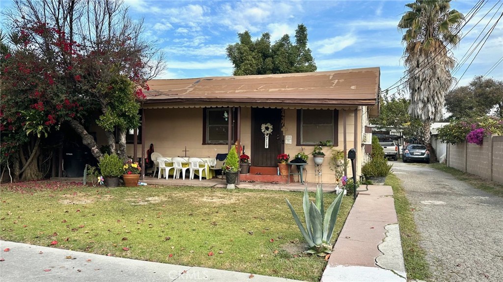 9437 Harvard Street Property Photo 2