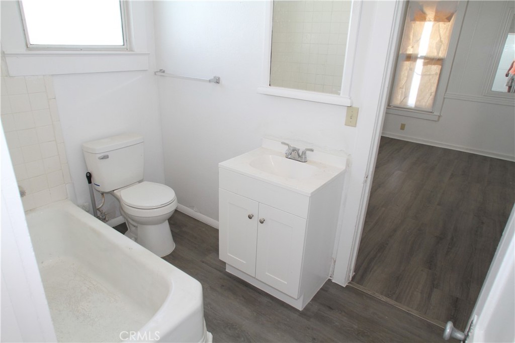 412 D Street Property Photo 8
