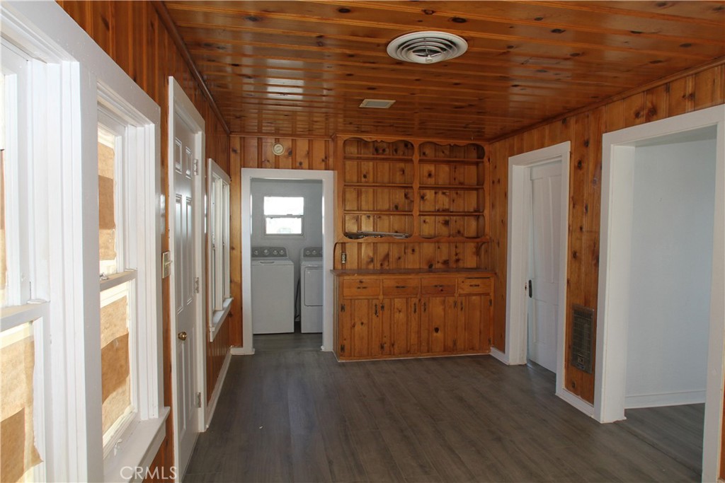 412 D Street Property Photo 14