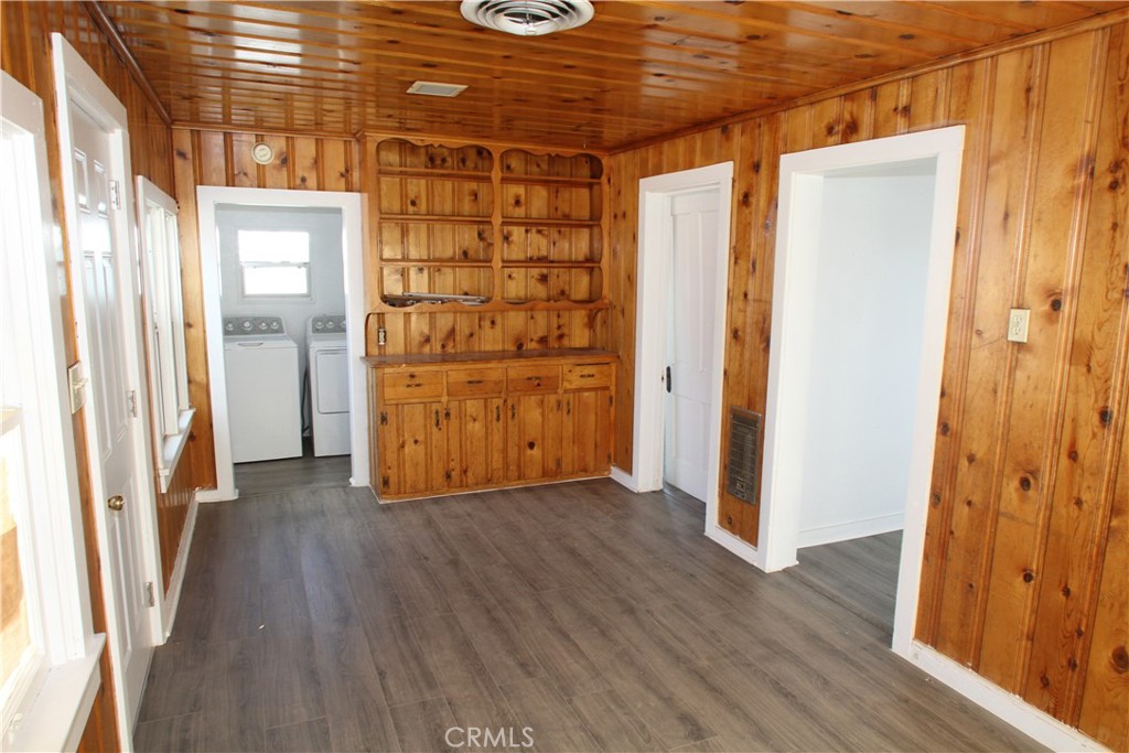 412 D Street Property Photo 15