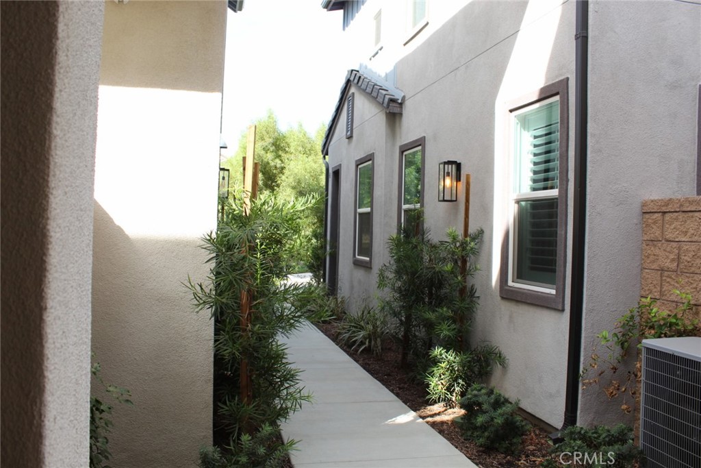 15974 Jamie Lane 2 Property Photo 1