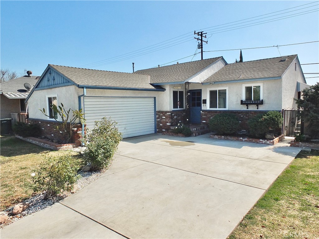 10432 Nava Street Property Photo