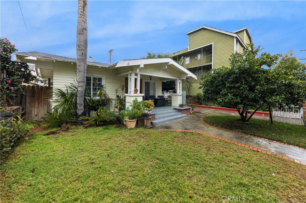 1200 Temple Avenue Property Photo 3