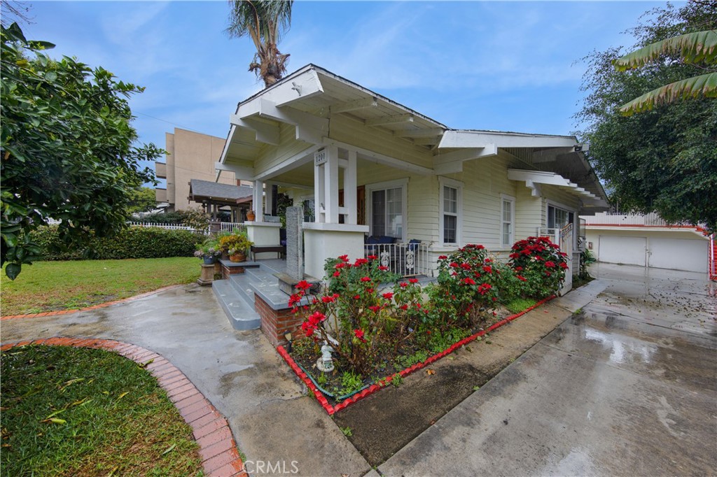 1200 Temple Avenue Property Photo 7