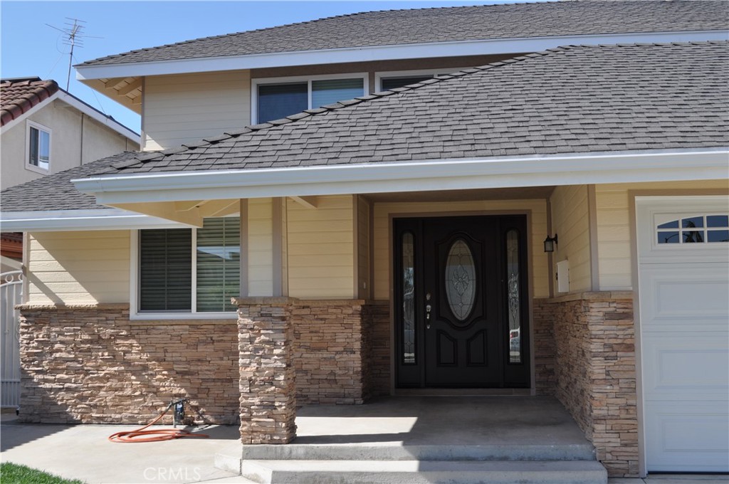 4722 Amberwood Property Photo