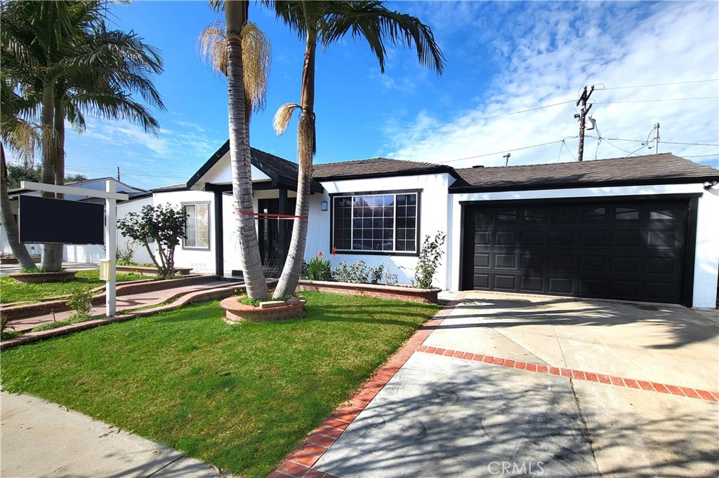 13927 Brightwell Avenue Property Photo