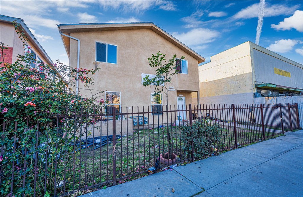 10605 Avalon Boulevard Property Photo