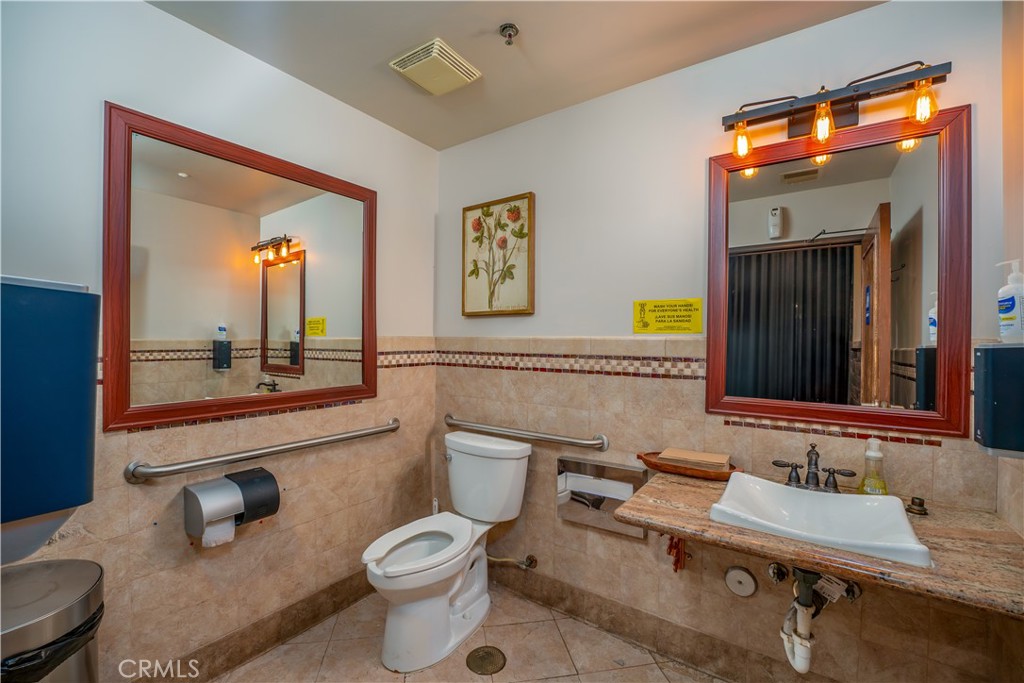 13788 Roswell 186 Property Photo 33