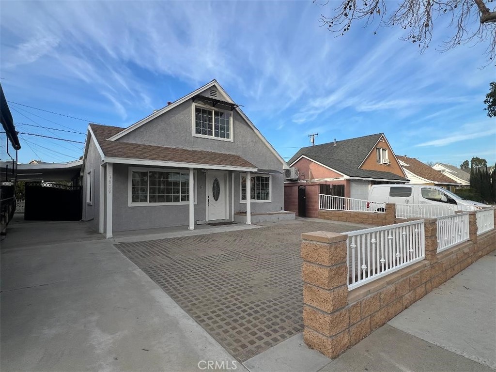 13809 Ratliffe Street A Property Photo