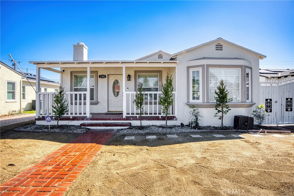 2300 Golden Avenue Property Photo