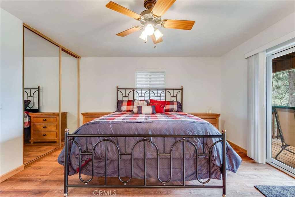 513 W Victoria Court Property Photo 18