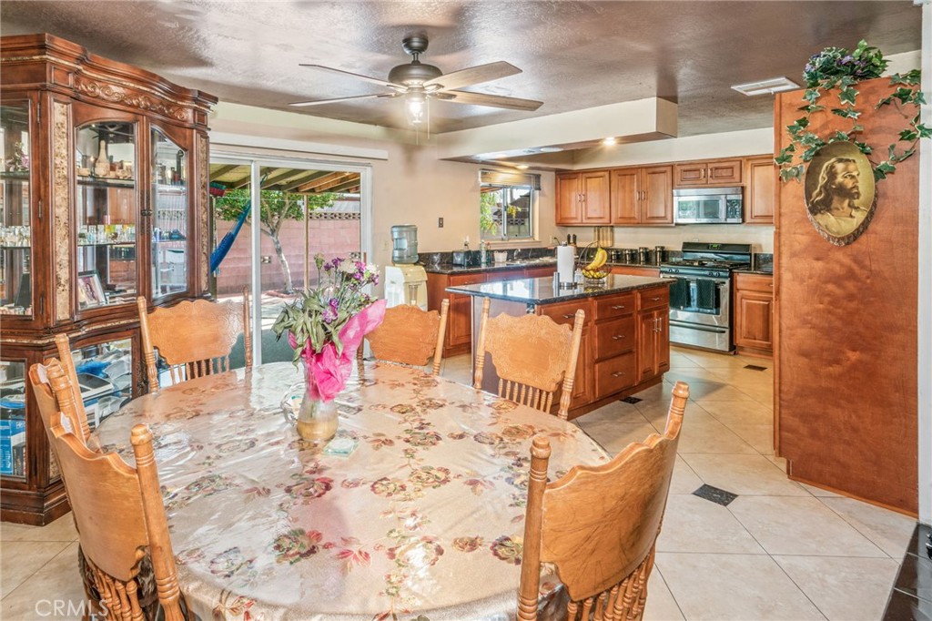 9555 Madrona Drive Property Photo 13