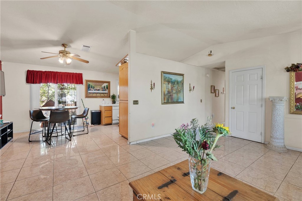 16685 Cactus Street Property Photo 7