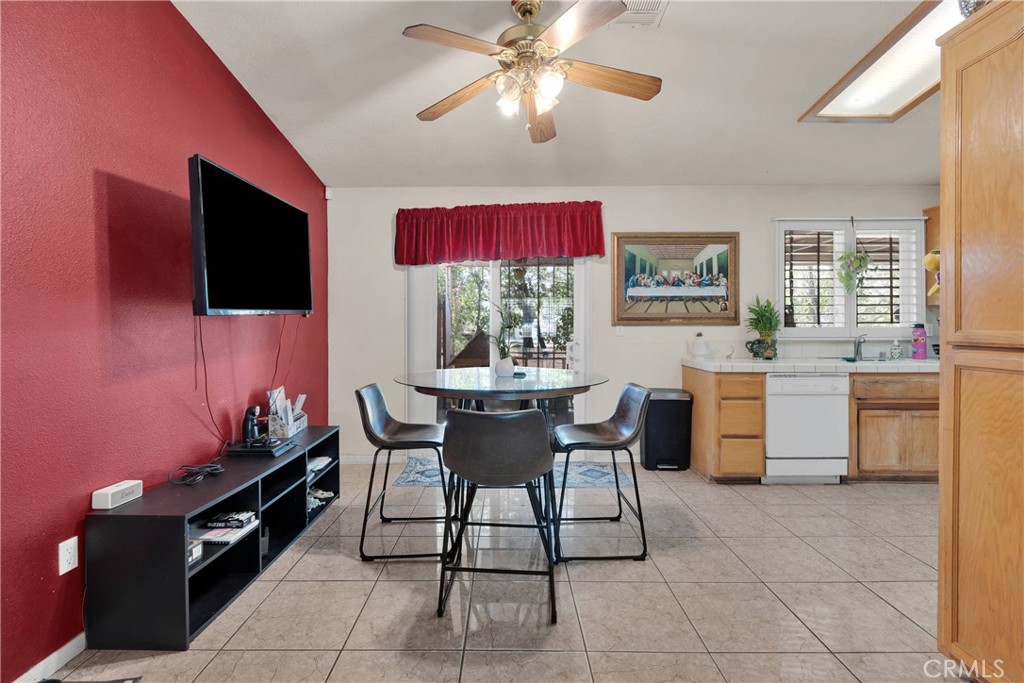 16685 Cactus Street Property Photo 9