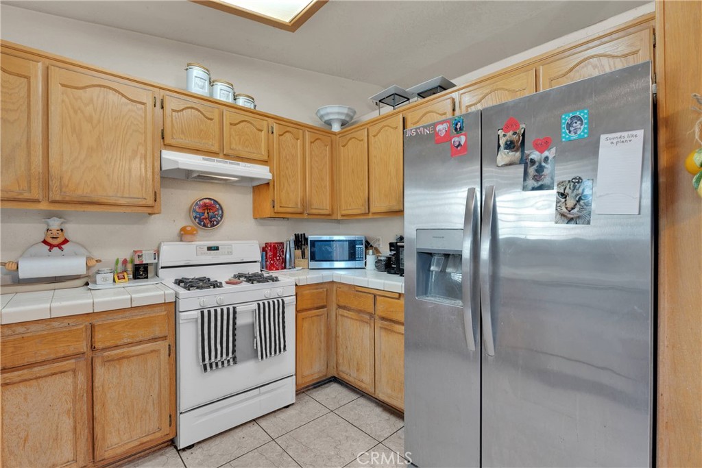 16685 Cactus Street Property Photo 12