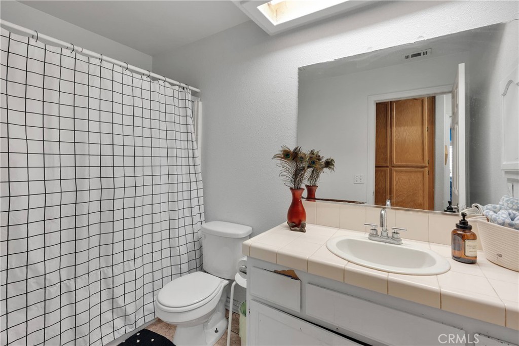 16685 Cactus Street Property Photo 23