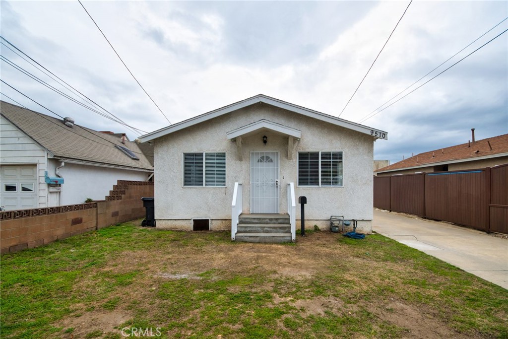 9510 Beverly Street Property Photo