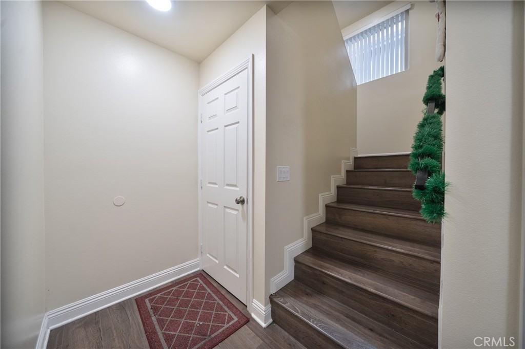 671 W 62nd Street Property Photo 9