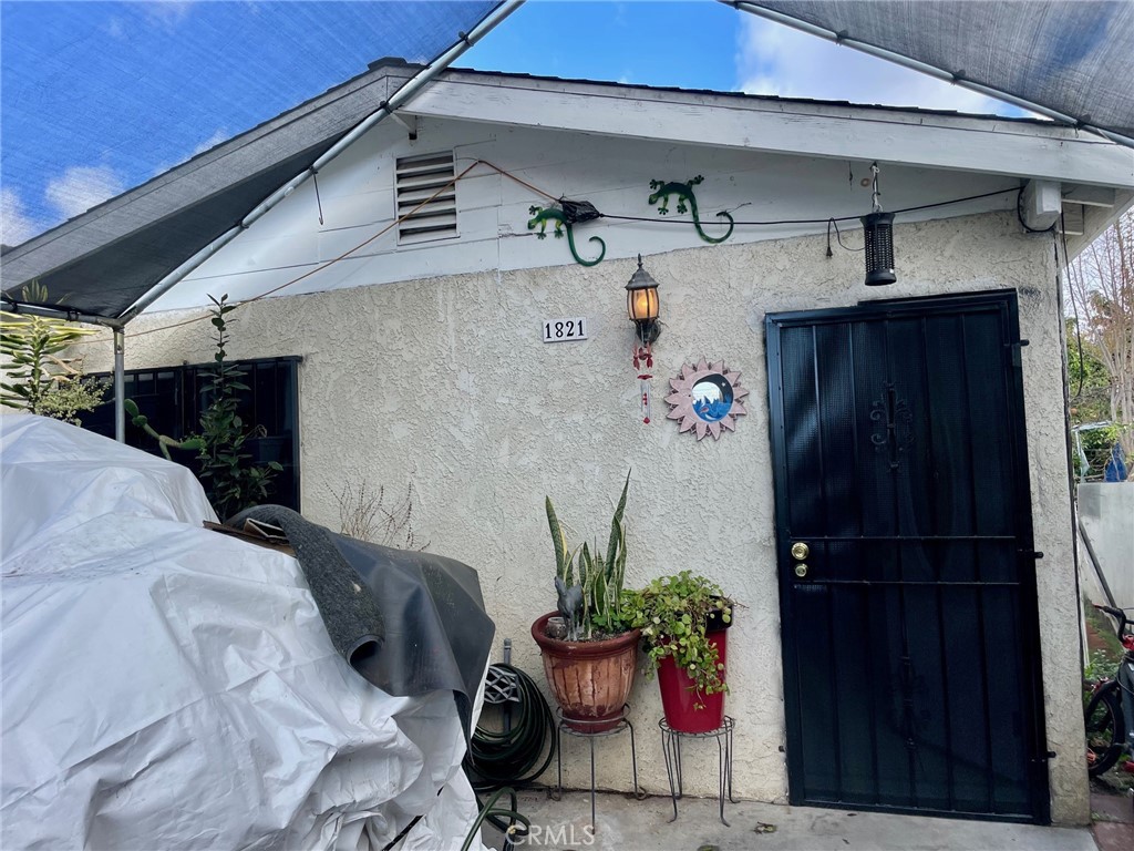 1821 E 107th Street Property Photo