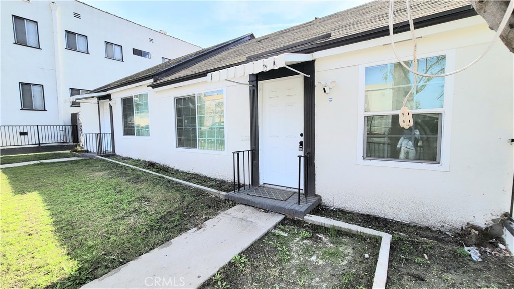 618 W 6th Street Property Photo 6