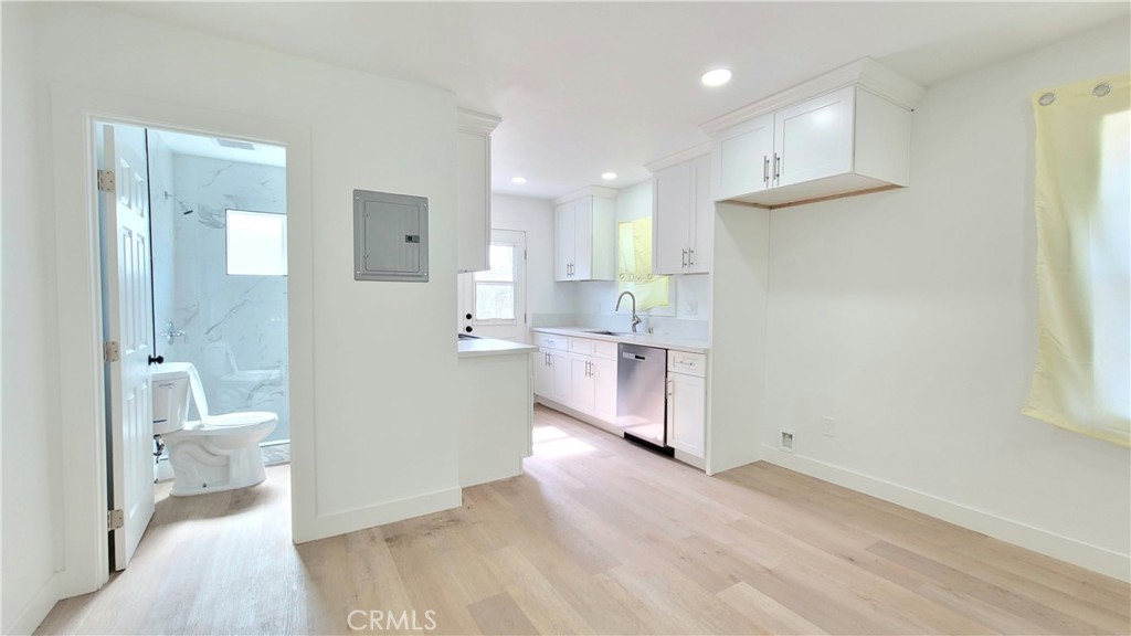 618 W 6th Street Property Photo 10