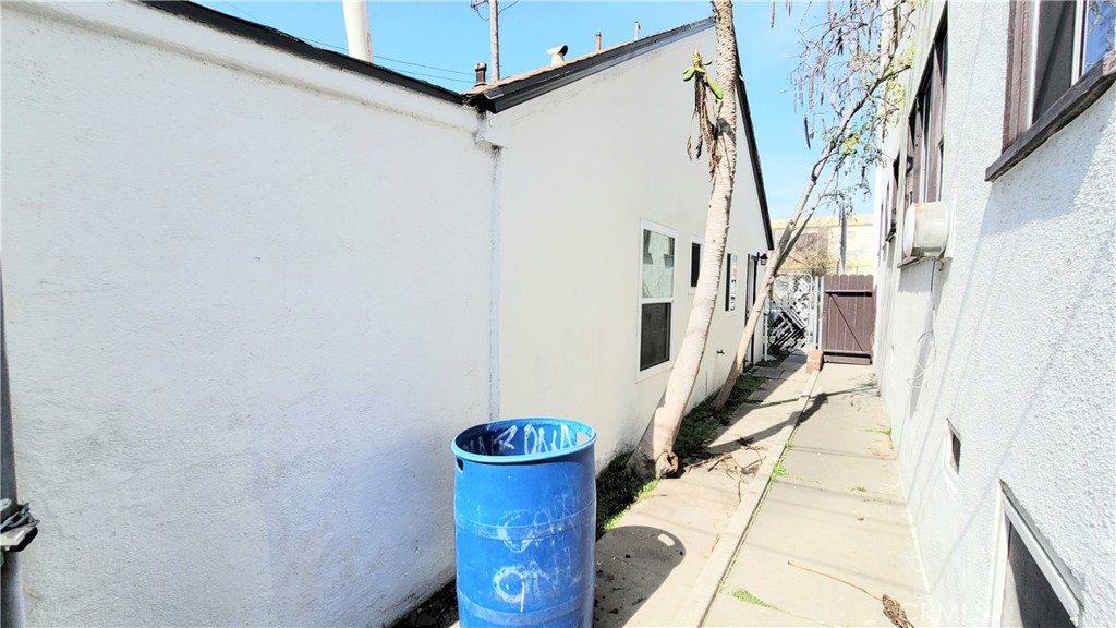 618 W 6th Street Property Photo 27