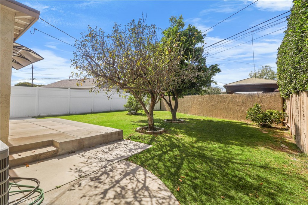 3333 N Los Coyotes Diagonal Property Photo 29