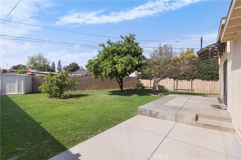 3333 N Los Coyotes Diagonal Property Photo 32