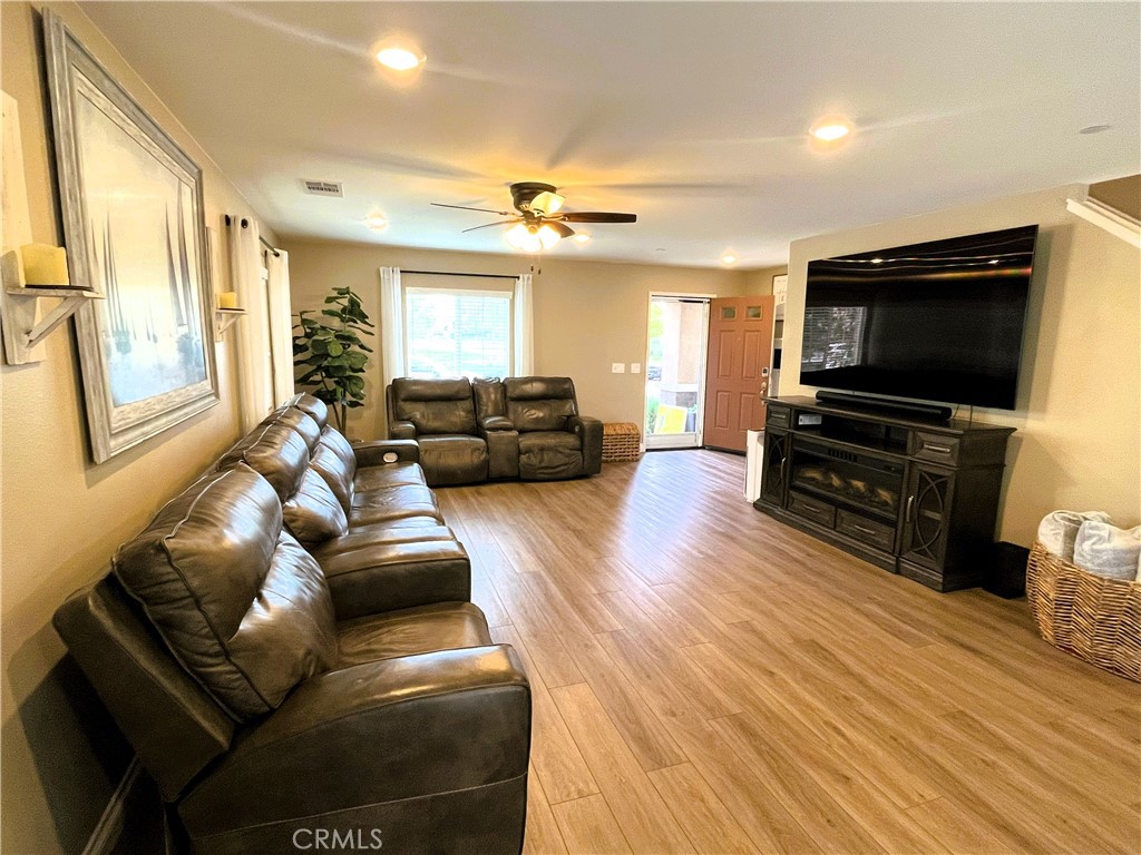 16931 Bayou Lane Property Photo 4