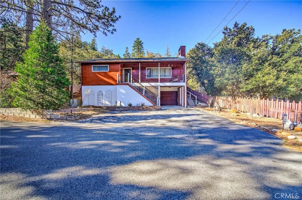 720 Rocky Loop Property Photo 2