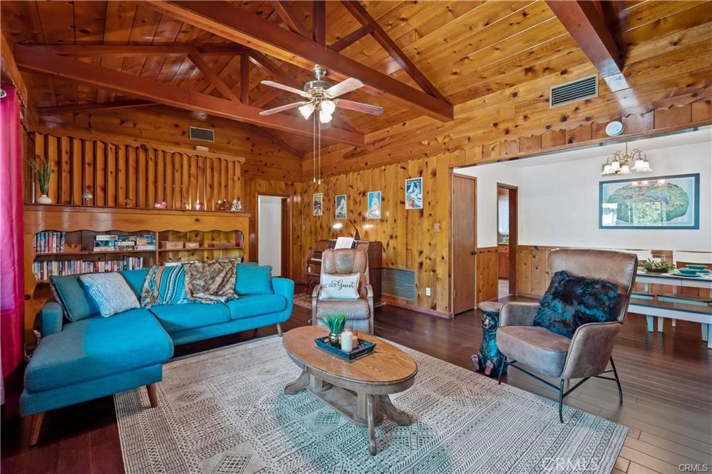 720 Rocky Loop Property Photo 7