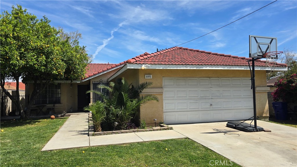 8975 Beech Avenue Property Photo 1